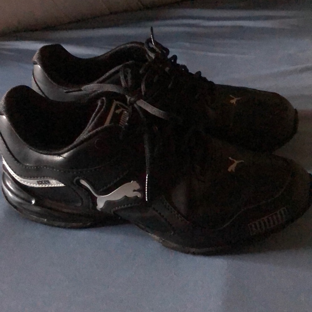 Puma Women locell 1.0 Running sneakers